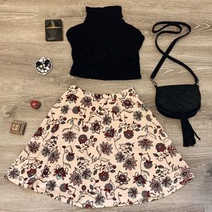 🌞H&M | Floral skirt